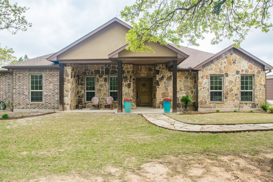 349 County Road 261 Valley View TX 76272