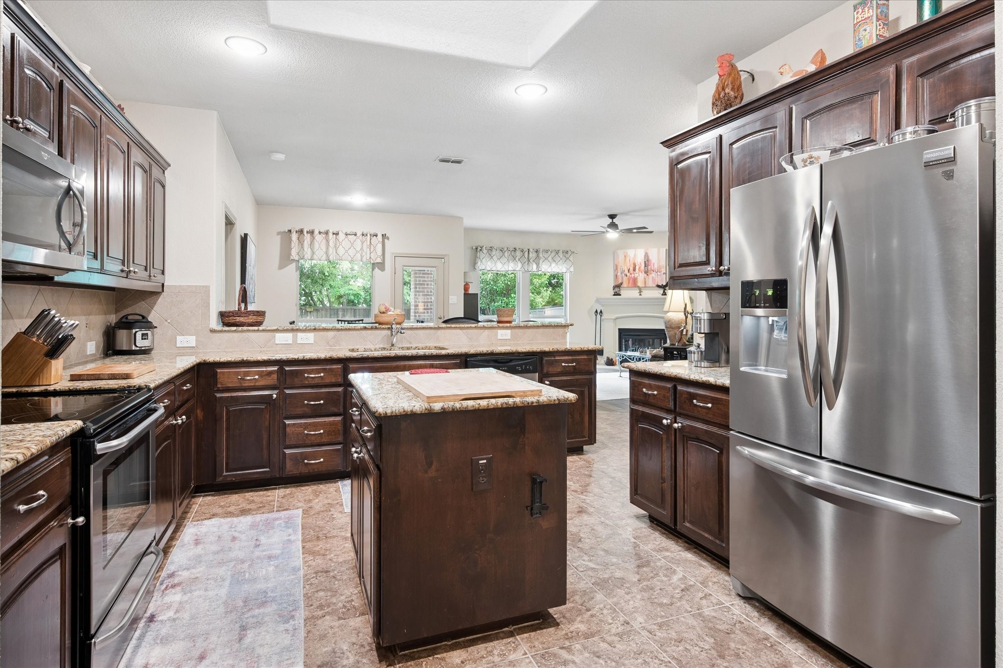 4928 Lazy Oaks Street Fort Worth TX 76244