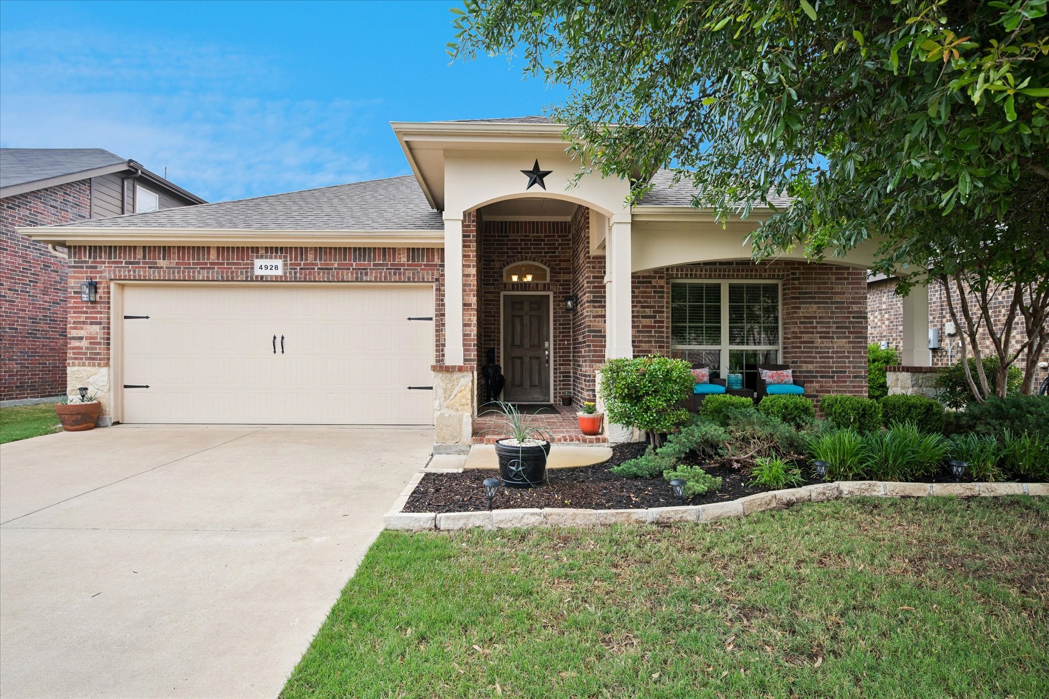 4928 Lazy Oaks Street Fort Worth TX 76244