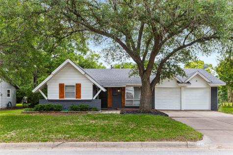4633 Highgrove Drive Fort Worth TX 76132