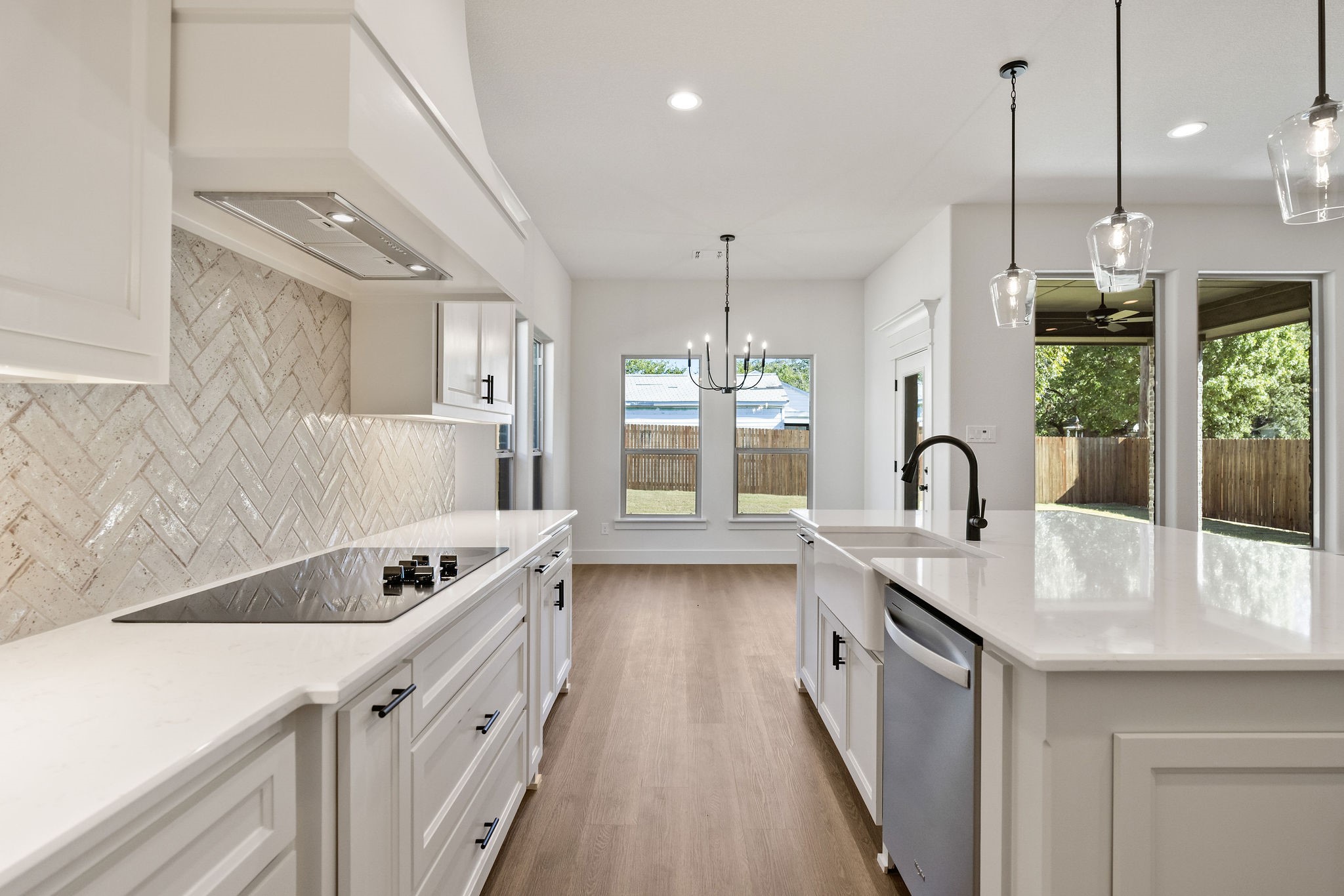 902 Boston Lane River Oaks TX 76114