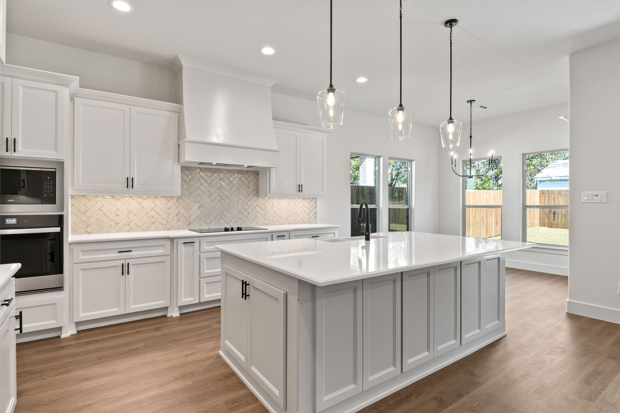 902 Boston Lane River Oaks TX 76114