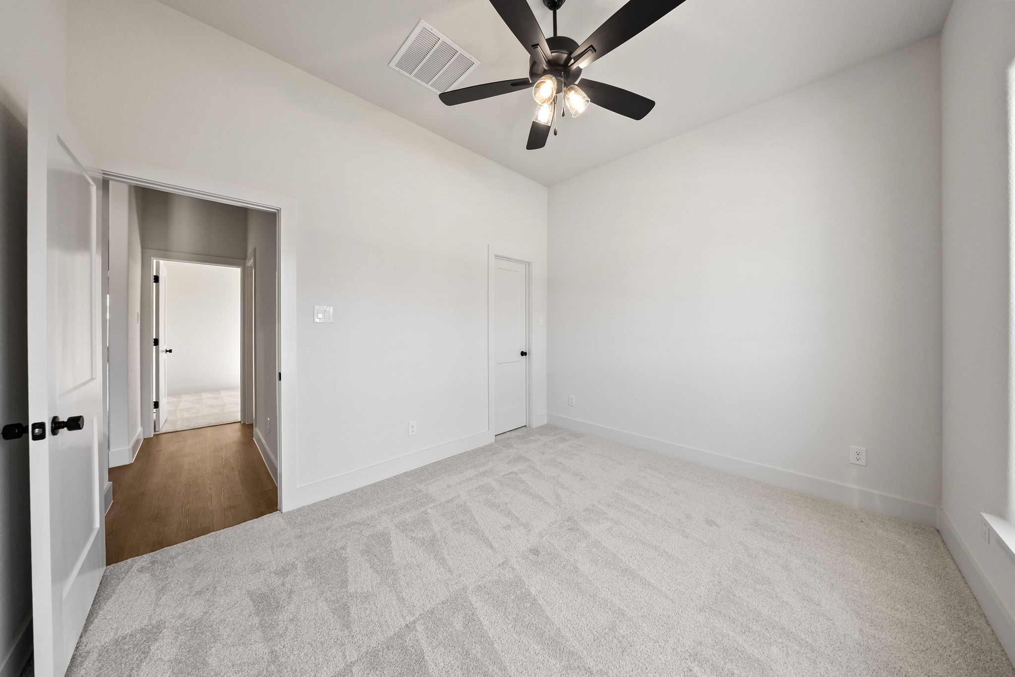 902 Boston Lane River Oaks TX 76114