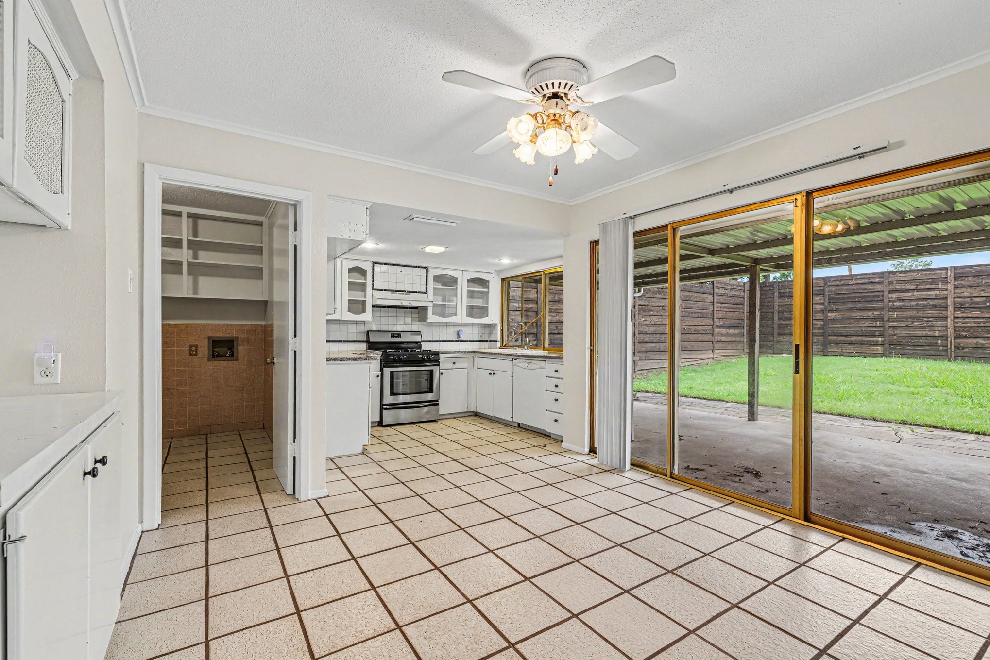 3417 Cavalier Court Irving TX 75062