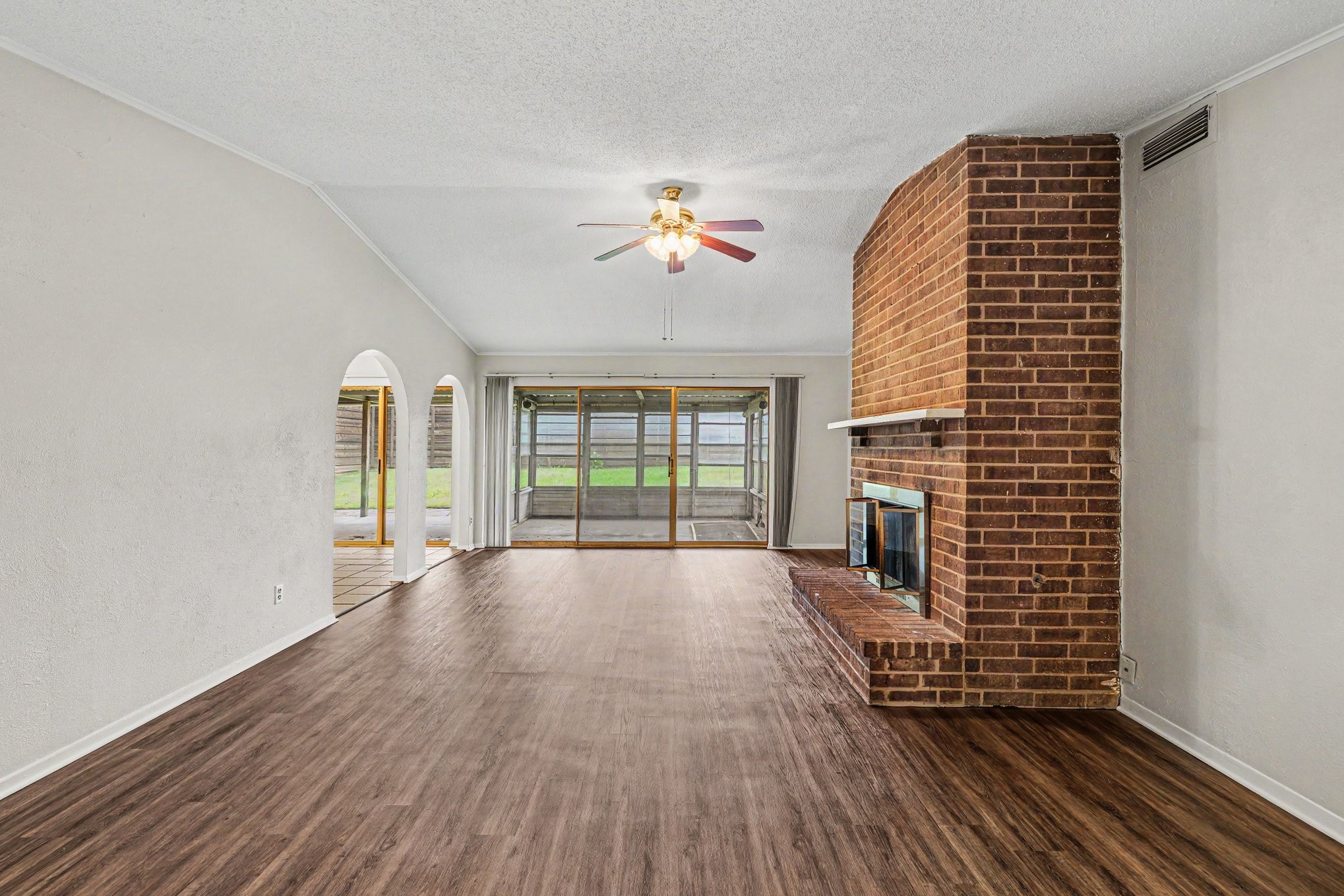 3417 Cavalier Court Irving TX 75062