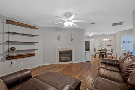 100 W Mckinney Street Pilot Point TX 76258