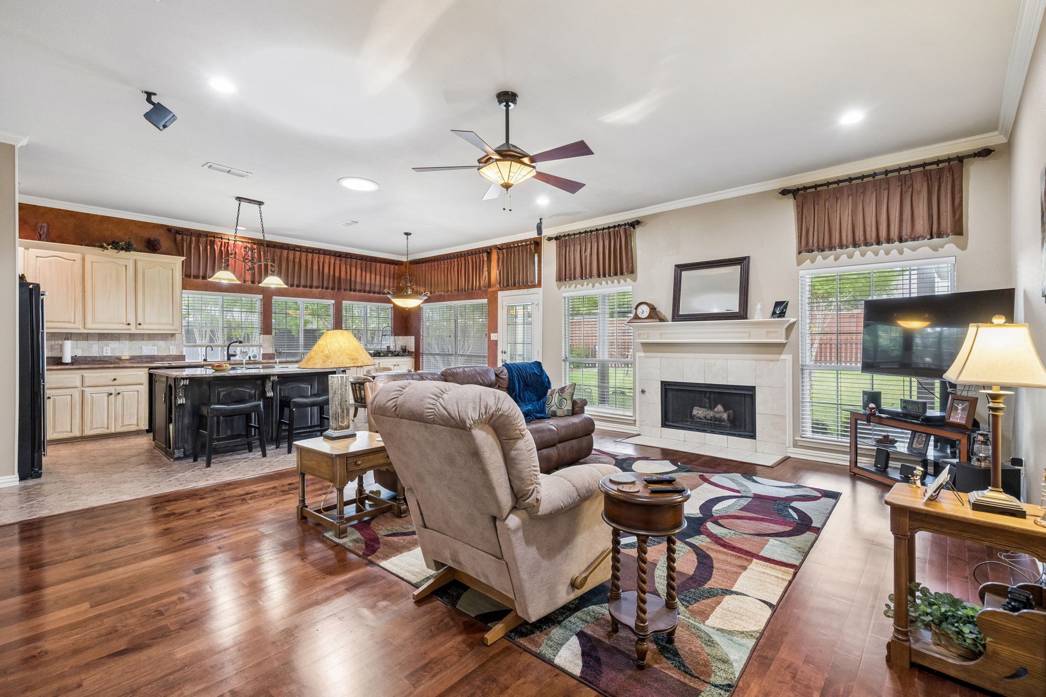 7519 Bradford Pear Drive Irving TX 75063