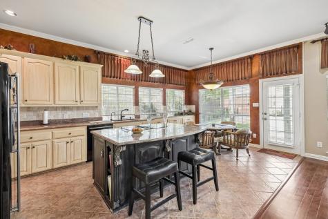 7519 Bradford Pear Drive Irving TX 75063