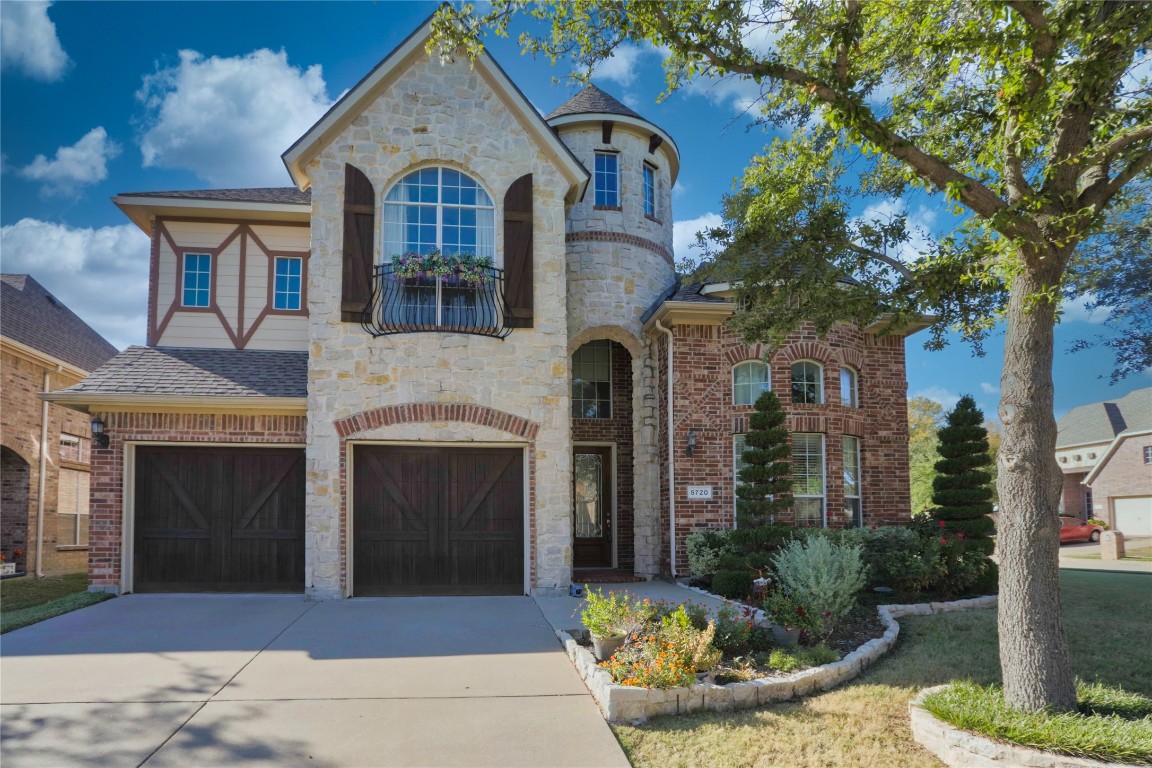 5720 New Castle Drive Richardson TX 75082
