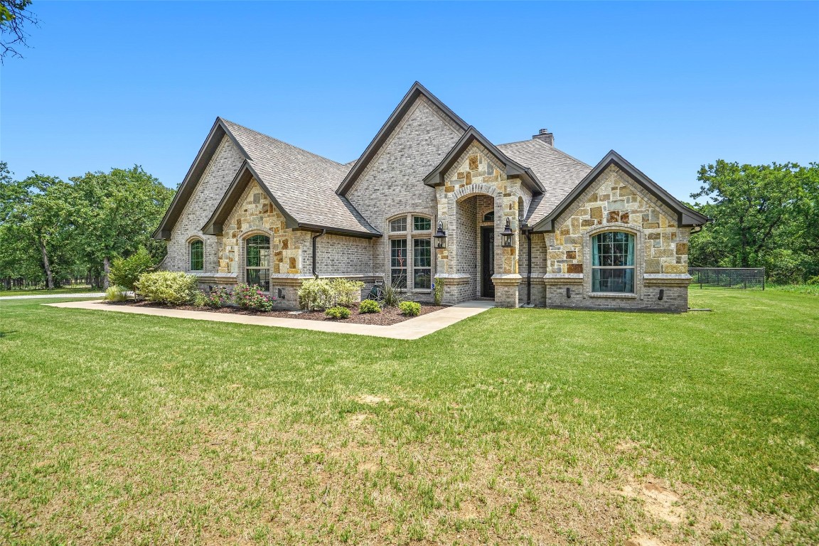 105 Wisteria Drive Paradise TX 76073