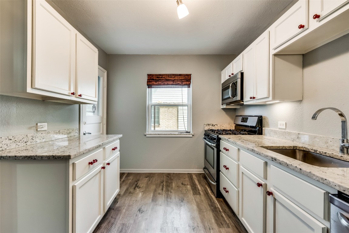 1012 Cliffdale Avenue Dallas TX 75211