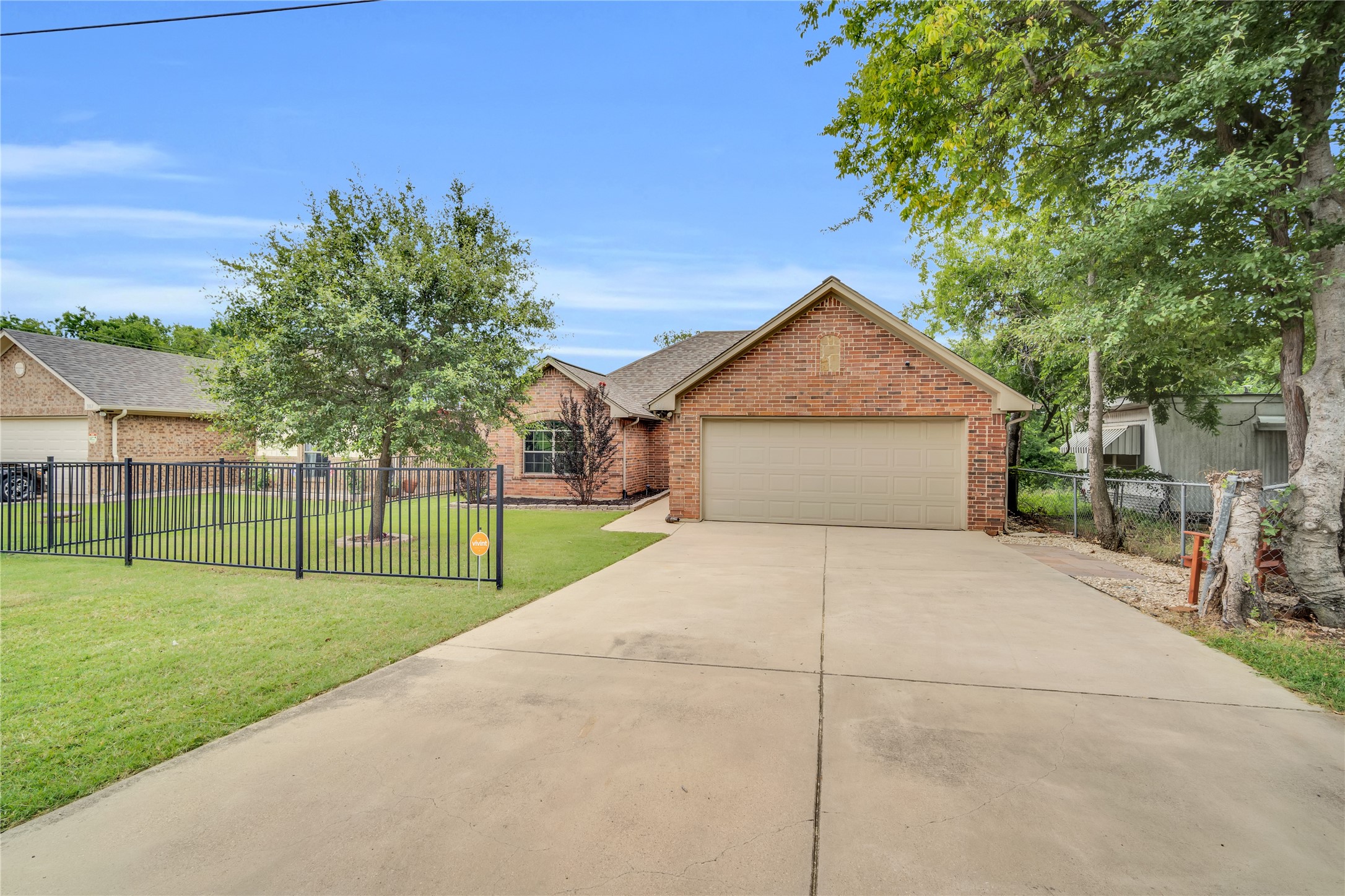 311 W 5th Street Kennedale TX 76060