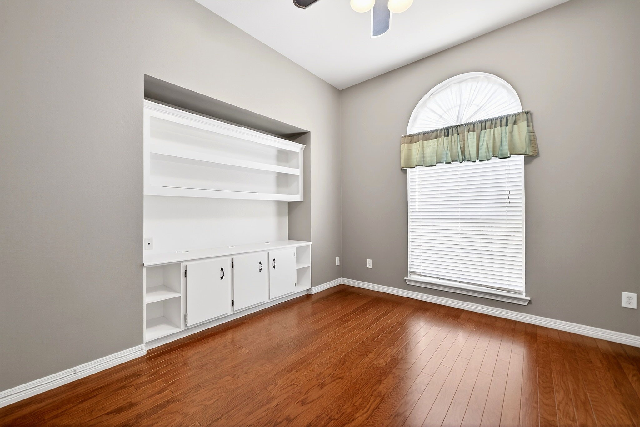 130 Meadow Glen Lane Ovilla TX 75154