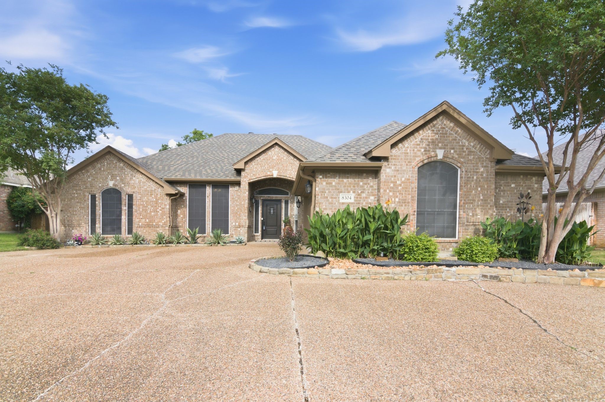 8304 Red Rose Trail North Richland Hills TX 76182
