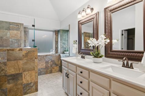 8304 Red Rose Trail North Richland Hills TX 76182