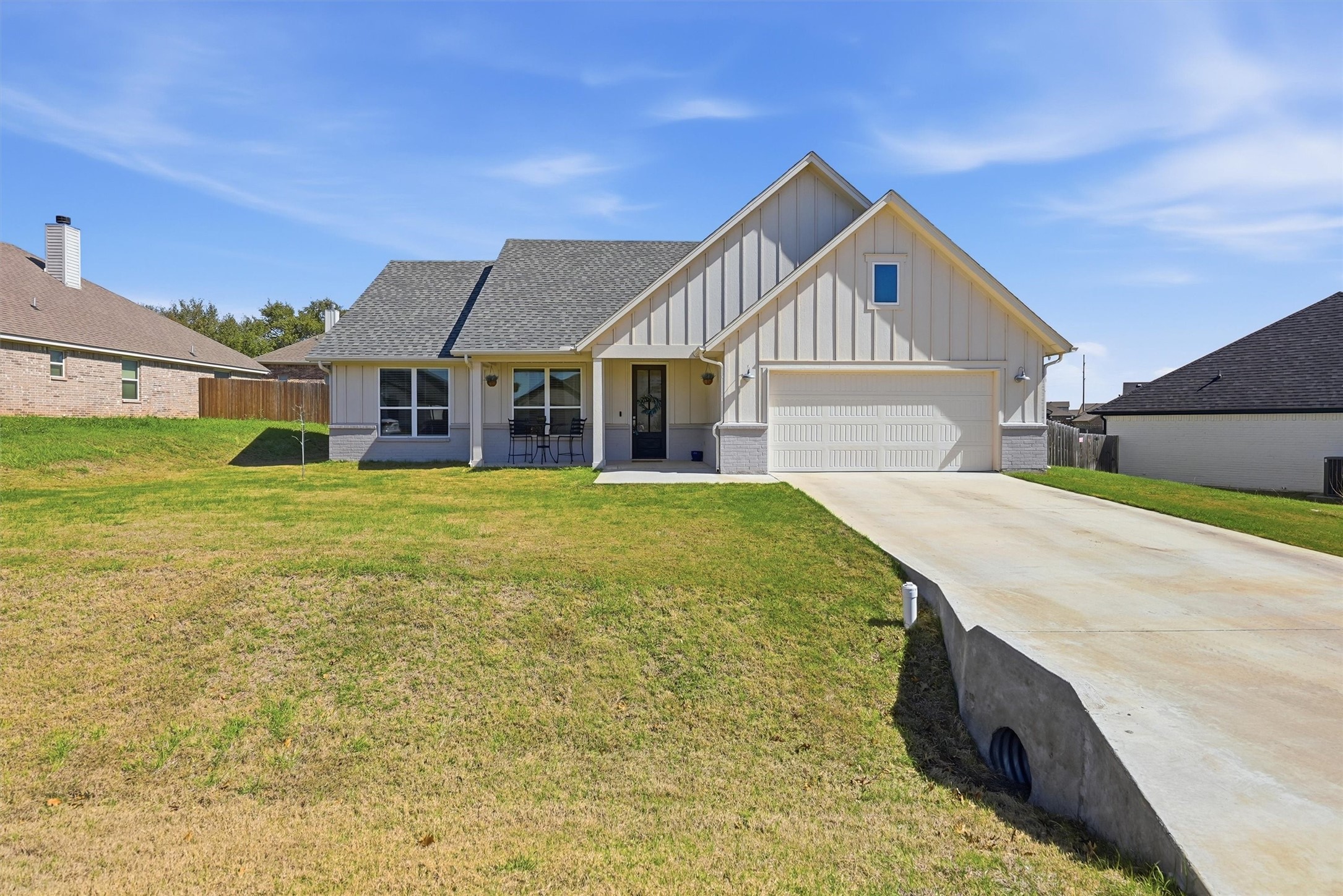 4004 Gallivant Drive Granbury TX 76049
