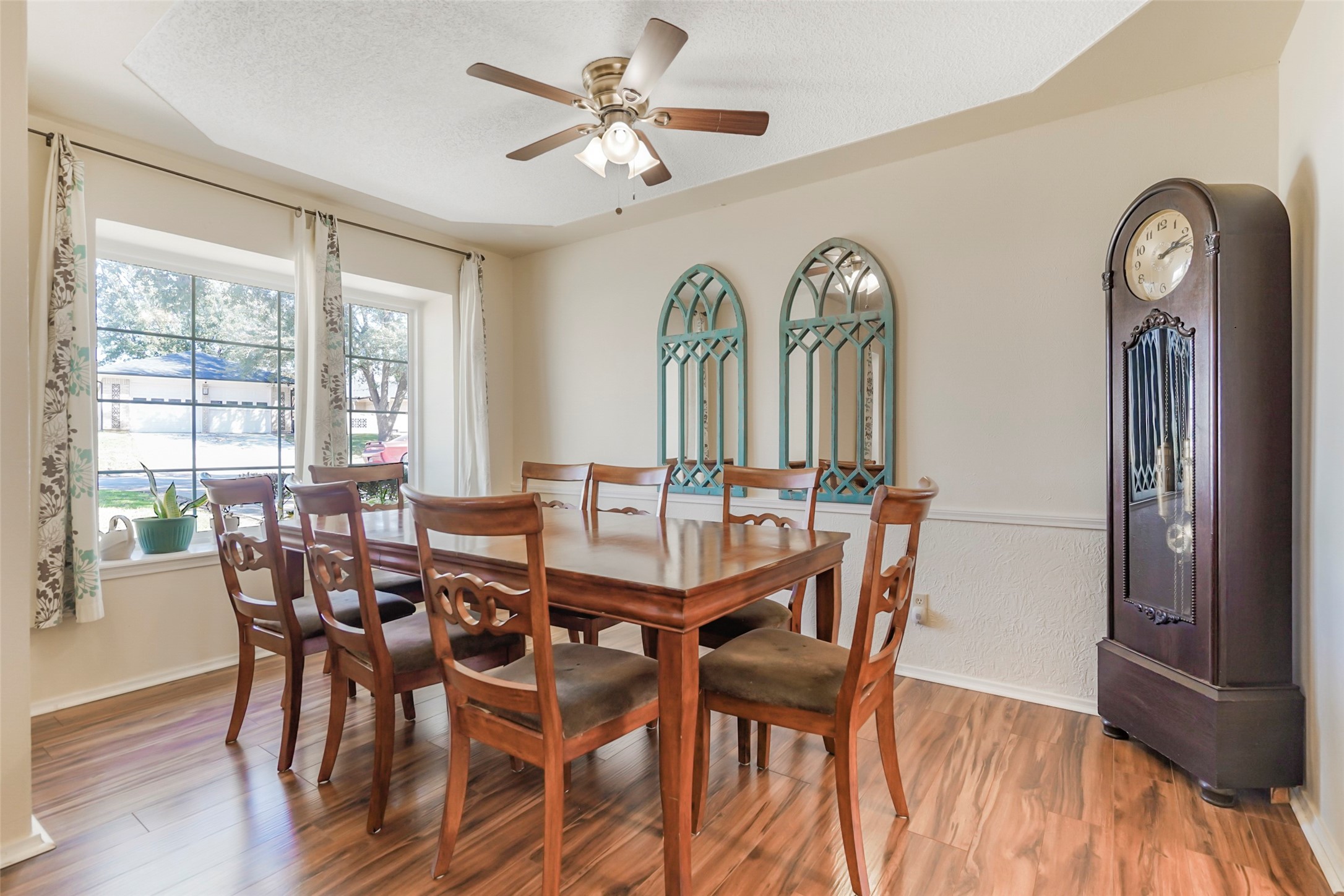 1822 E Cedar Elm Drive Arlington TX 76012