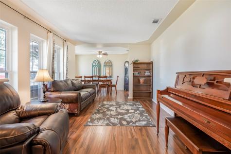1822 E Cedar Elm Drive Arlington TX 76012