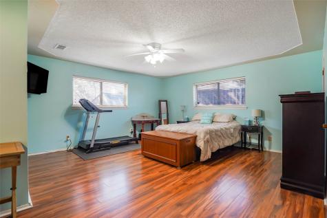 1822 E Cedar Elm Drive Arlington TX 76012