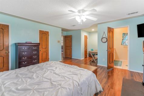 1822 E Cedar Elm Drive Arlington TX 76012