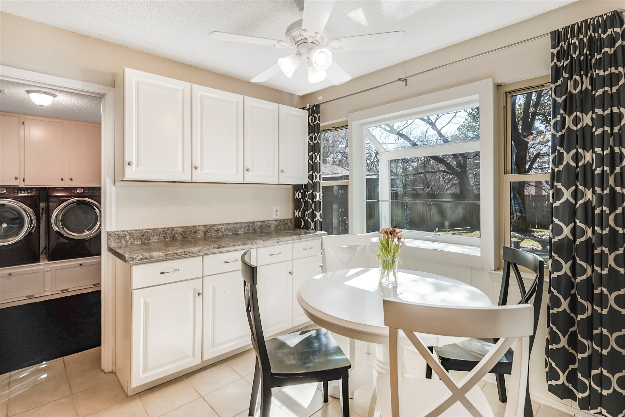 1822 E Cedar Elm Drive Arlington TX 76012