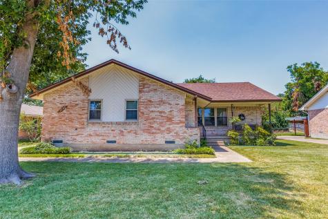 2105 Patricia Lane Garland TX 75041