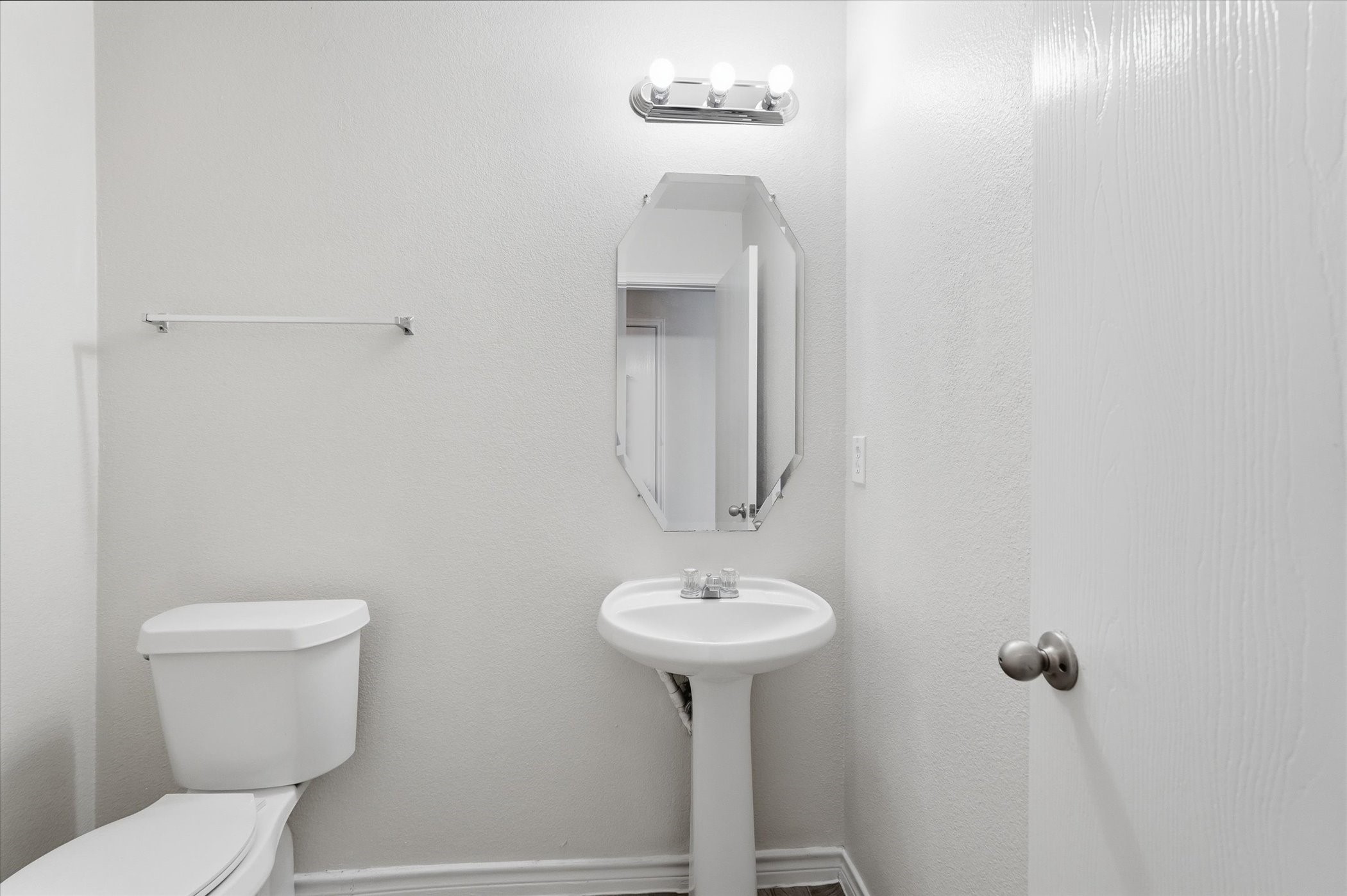 3009 Dusty Oak Drive Dallas TX 75227