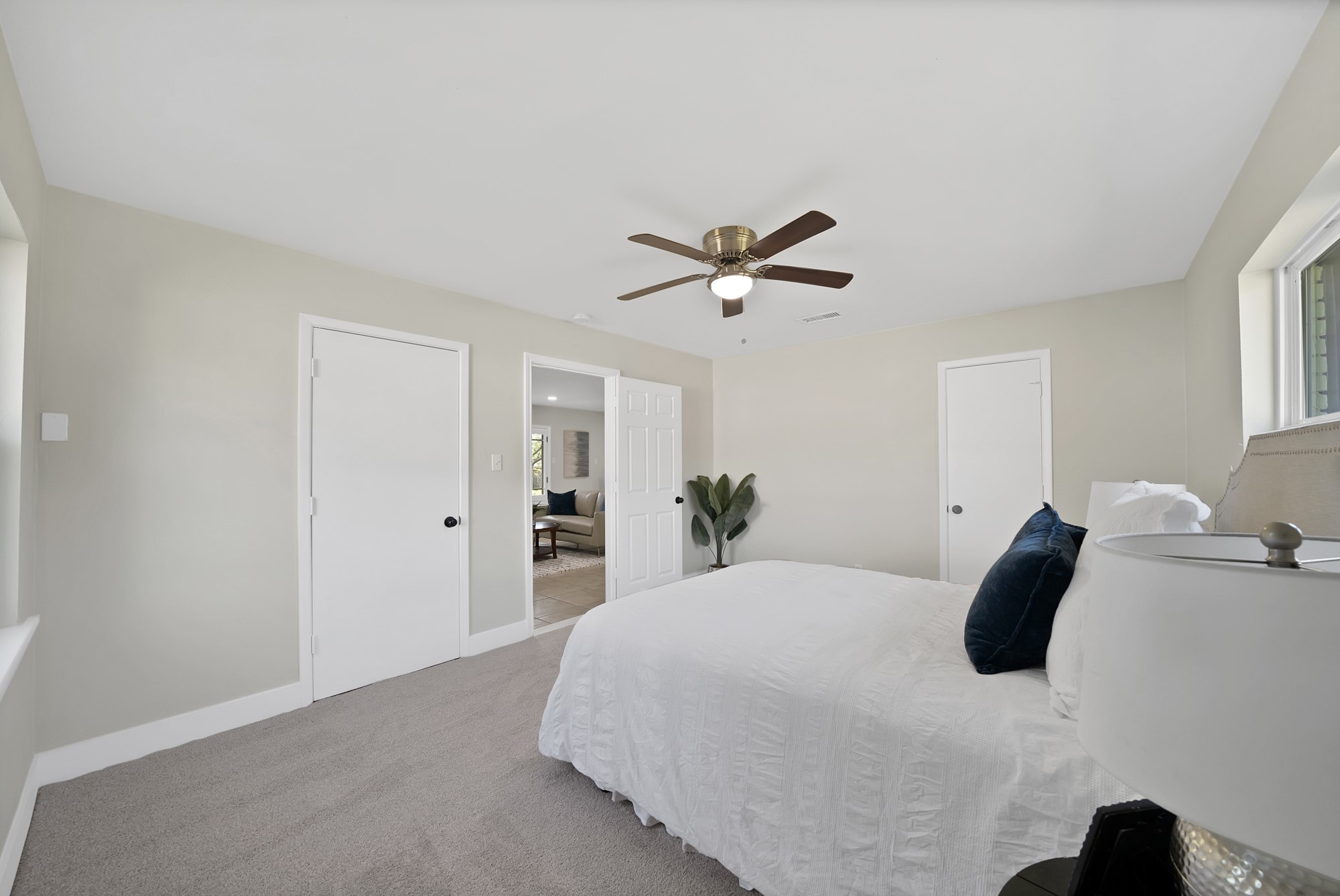 1213 Walker Drive Hurst TX 76053