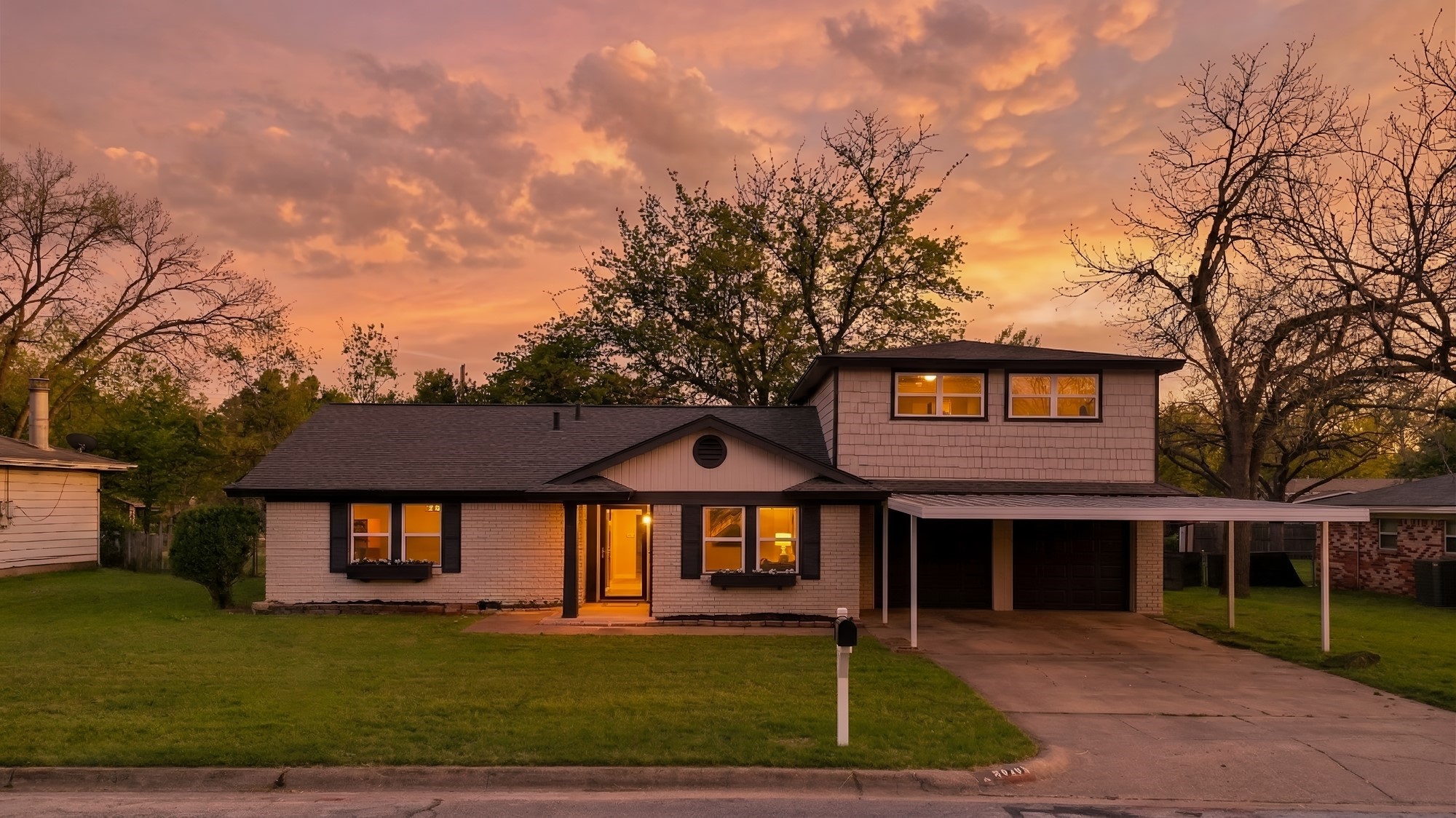 1213 Walker Drive Hurst TX 76053