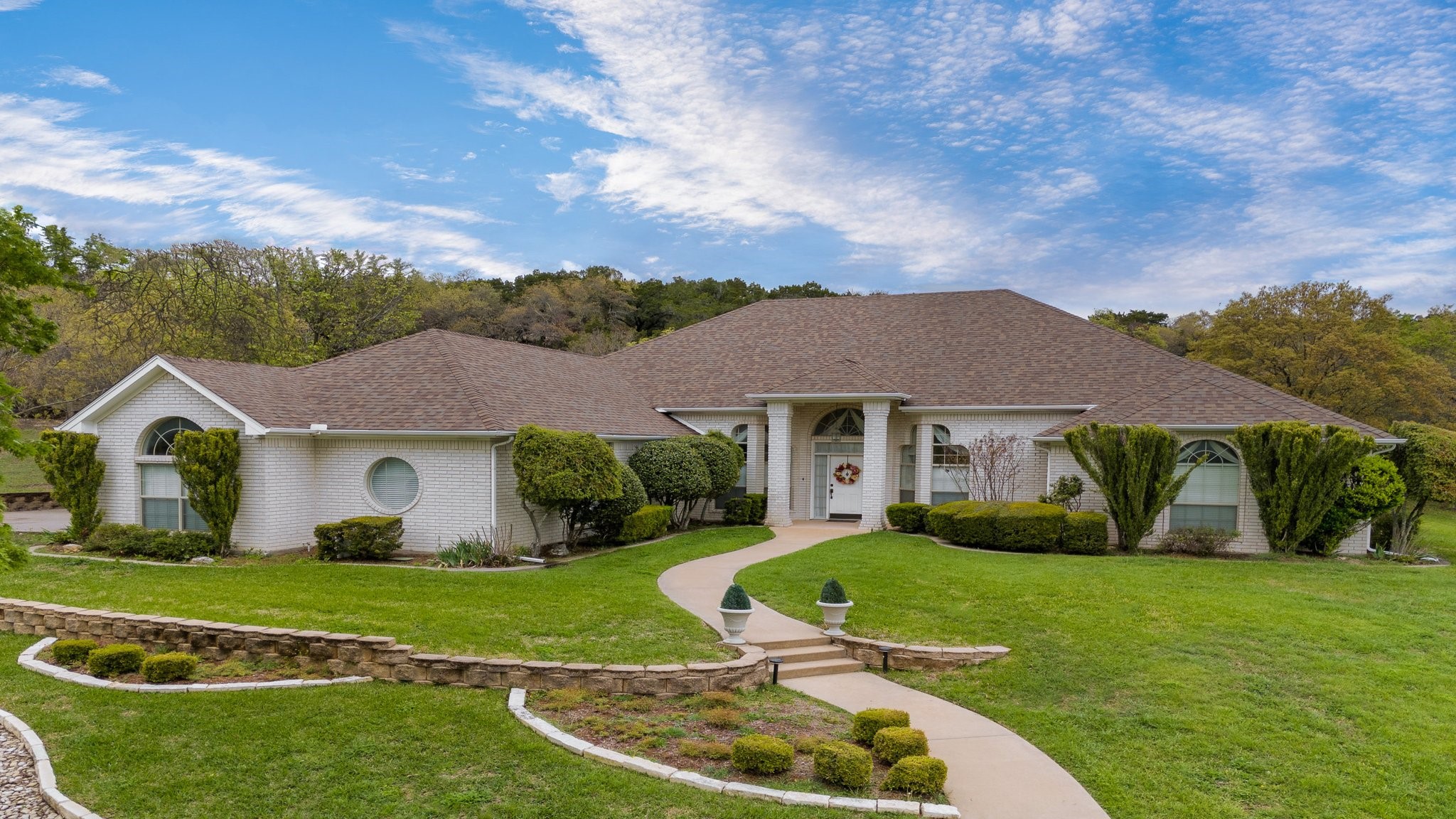 2818 White Oak Court Clifton TX 76634