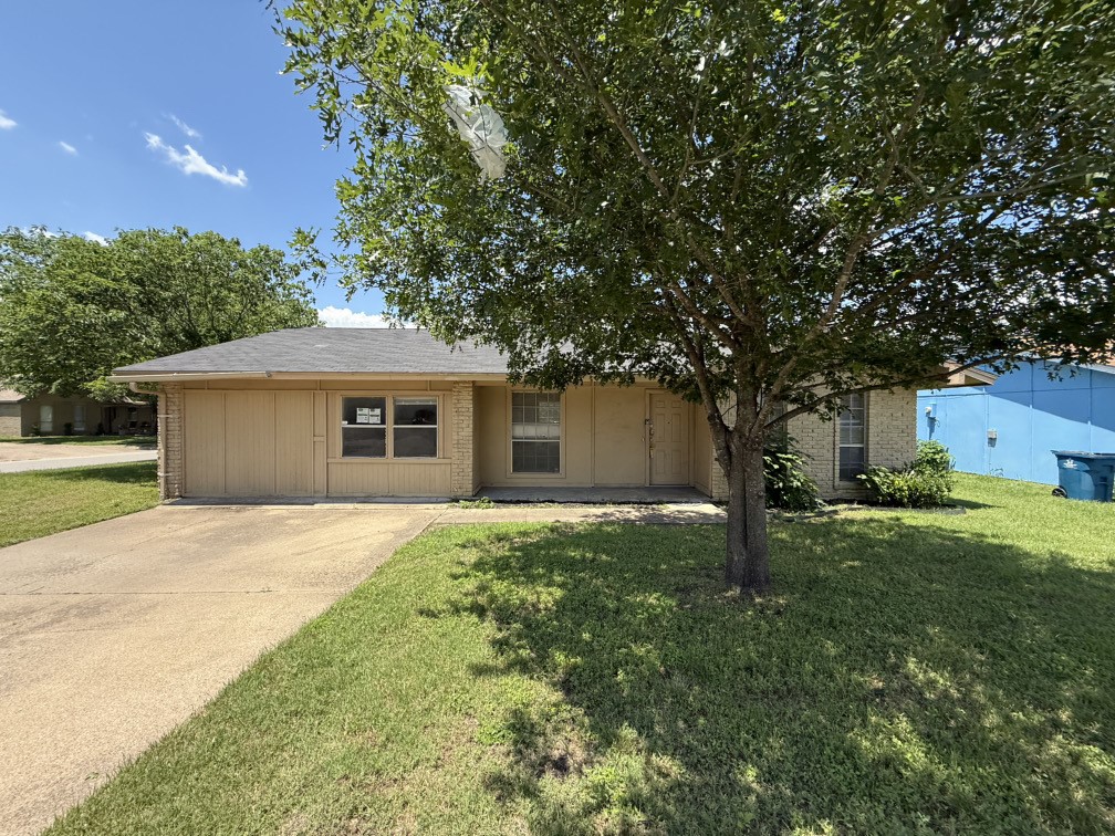1001 Glenhaven Drive Hutchins TX 75141