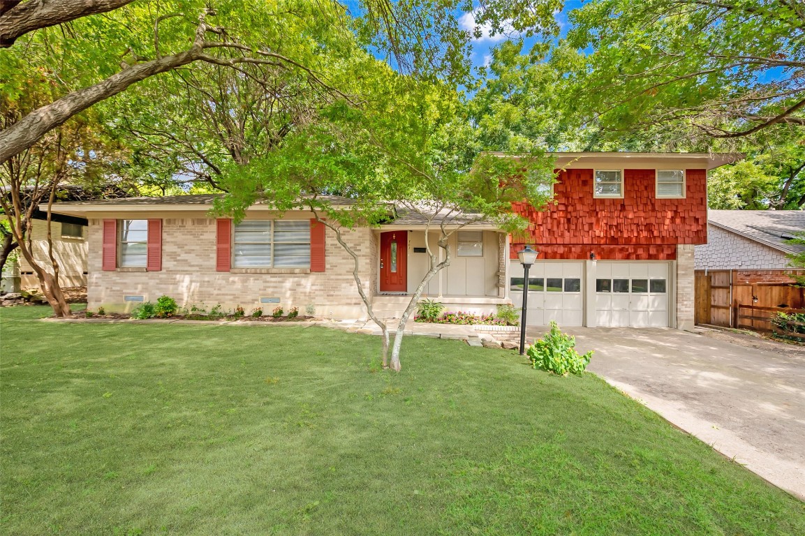 701 Wildgrove Drive Garland TX 75041