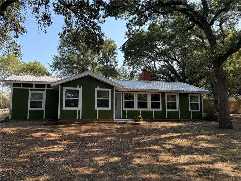 1639 Rogers Road Newark TX 76071