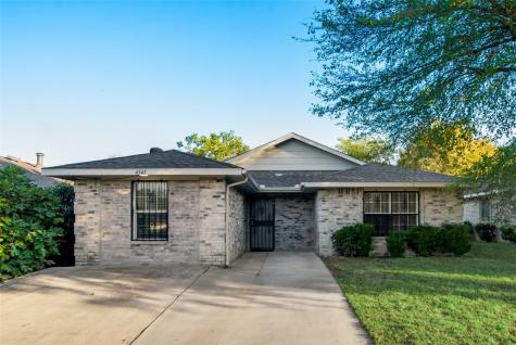 4541 Las Haciendas Drive Dallas TX 75211