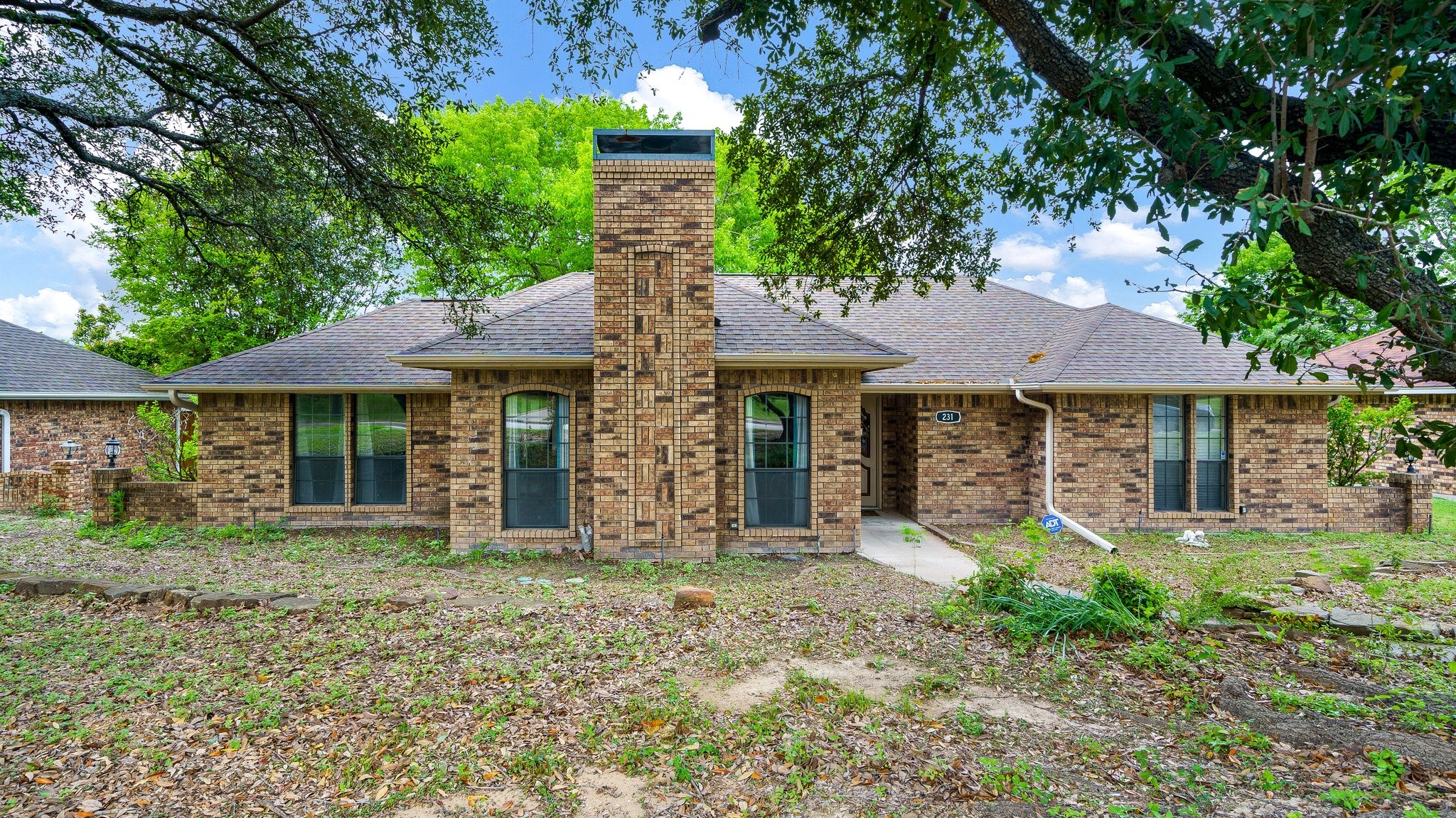 231 N Beltwoods Drive Desoto TX 75115
