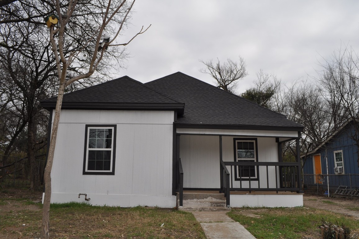 414 N Flat Street Waxahachie TX 75165
