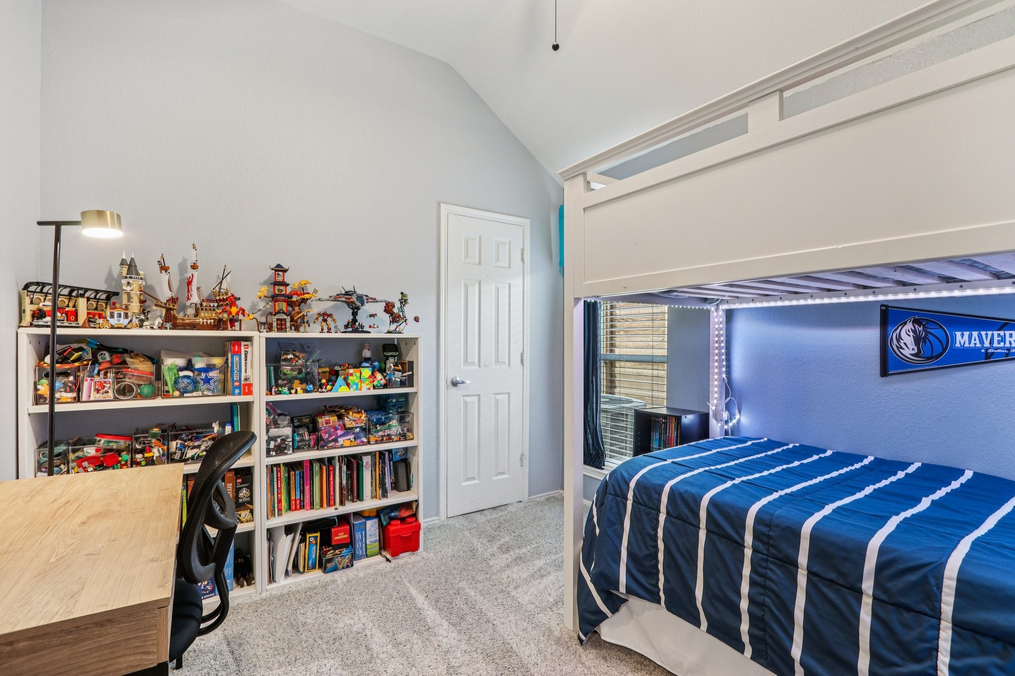 1104 Heather Lane Carrollton TX 75010