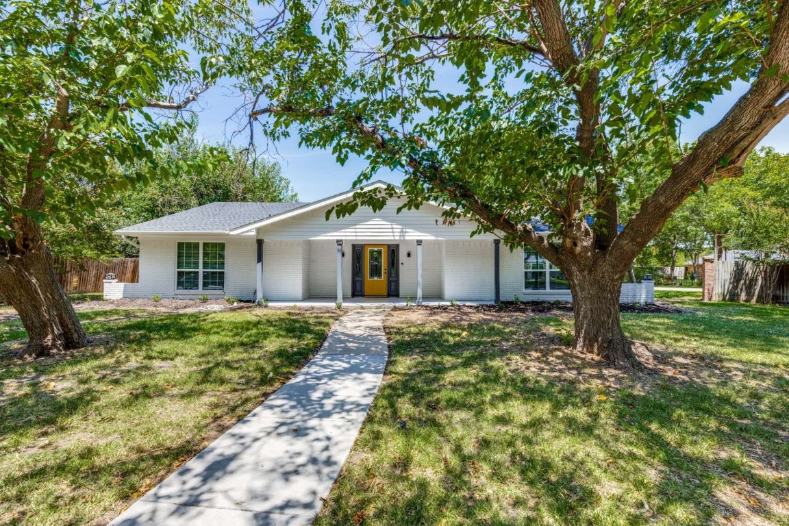 1617 Alexander Drive Waxahachie TX 75165