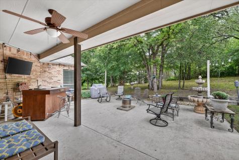 141 N Natural Spring Lane Azle TX 76020