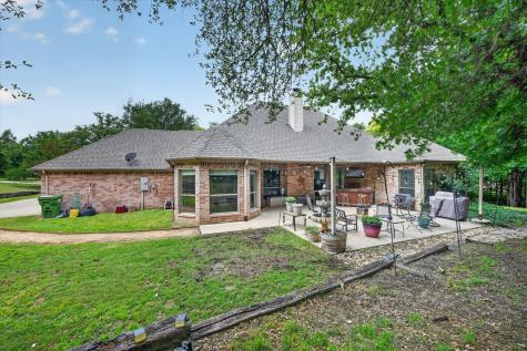 141 N Natural Spring Lane Azle TX 76020