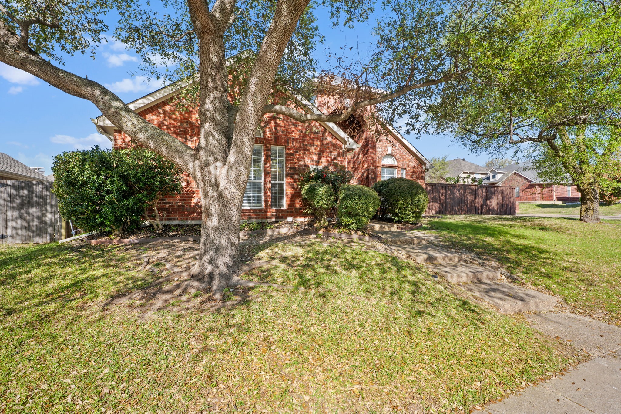 516 Castleford Drive Allen TX 75013