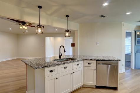 1911 University Drive Richardson TX 75081
