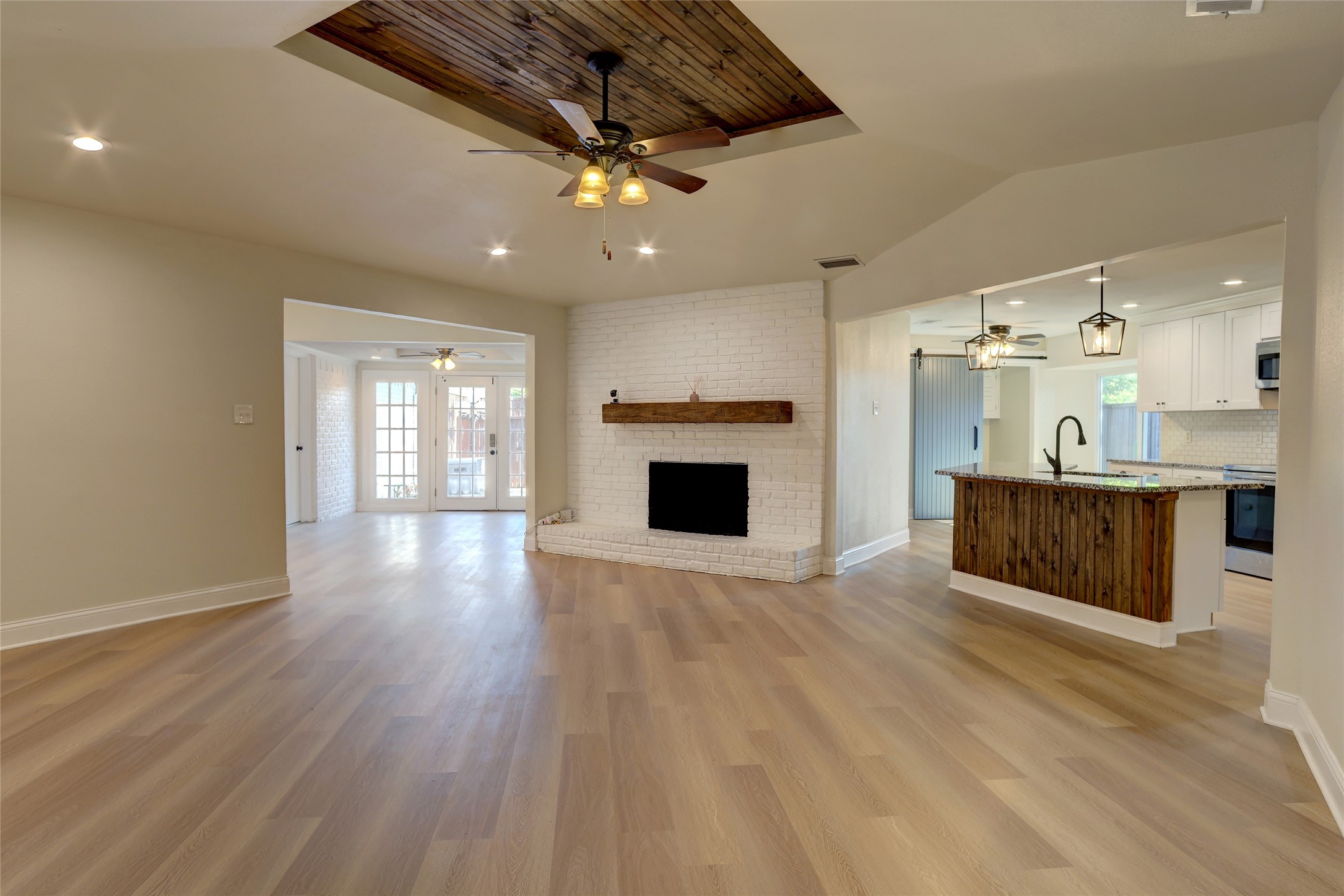 1911 University Drive Richardson TX 75081