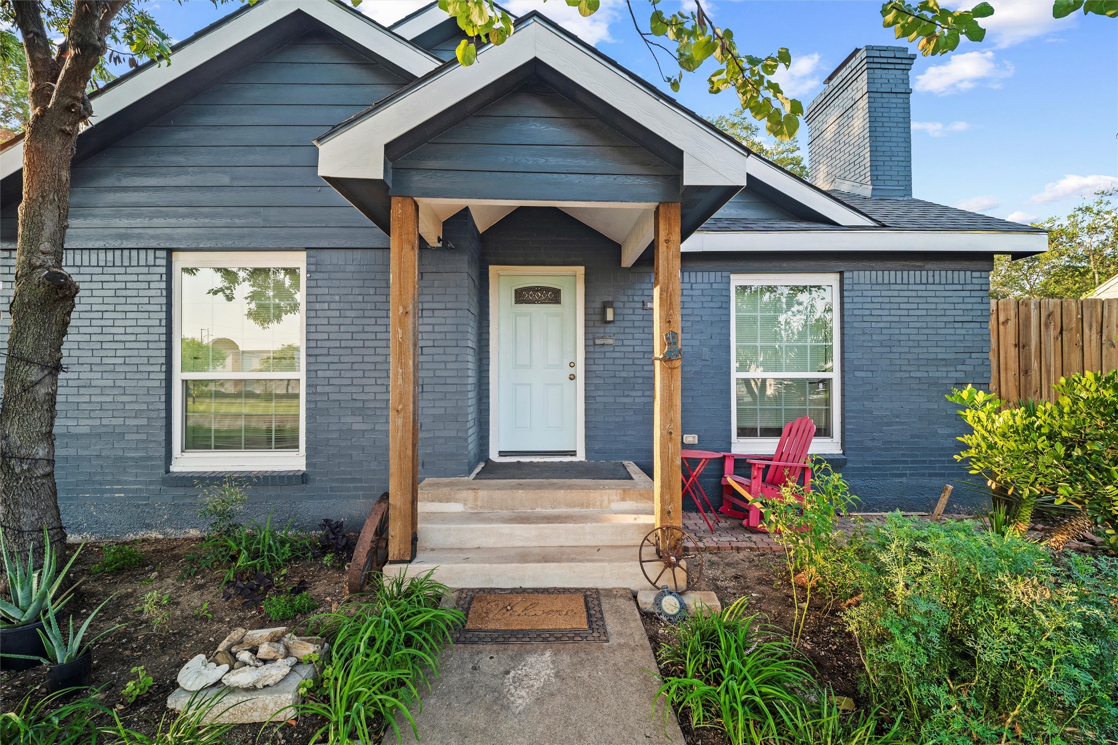 2522 W Jefferson Boulevard Dallas TX 75211
