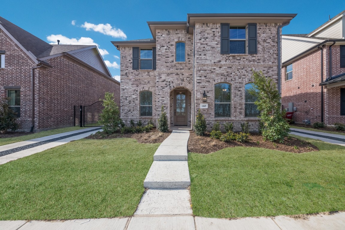 1849 Lakemont Drive Van Alstyne TX 75495