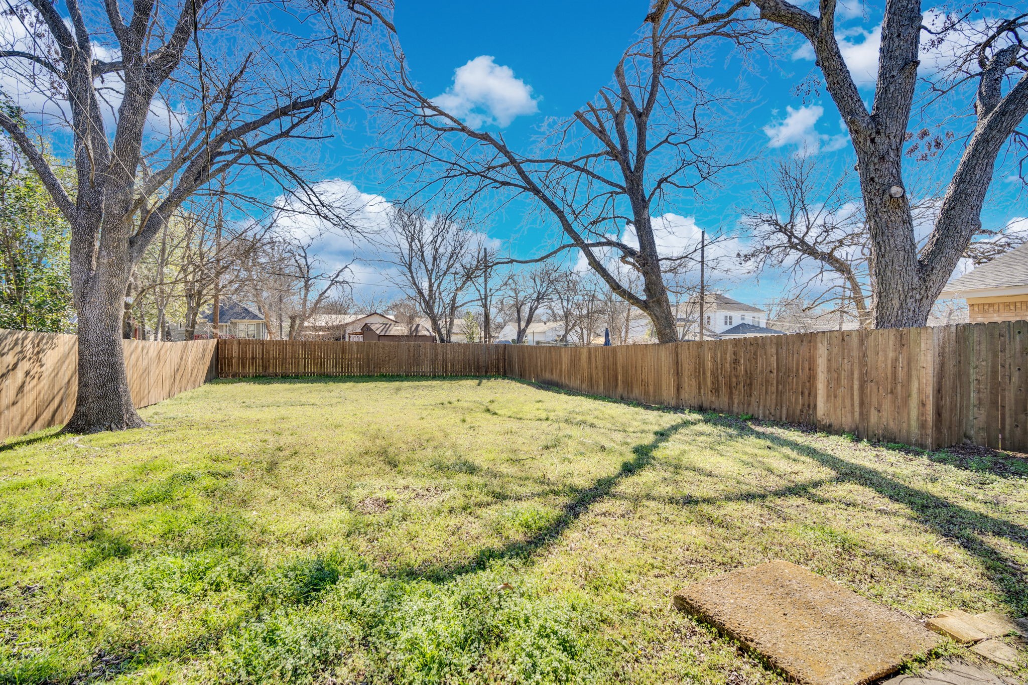 608 Highland Avenue Waxahachie TX 75165