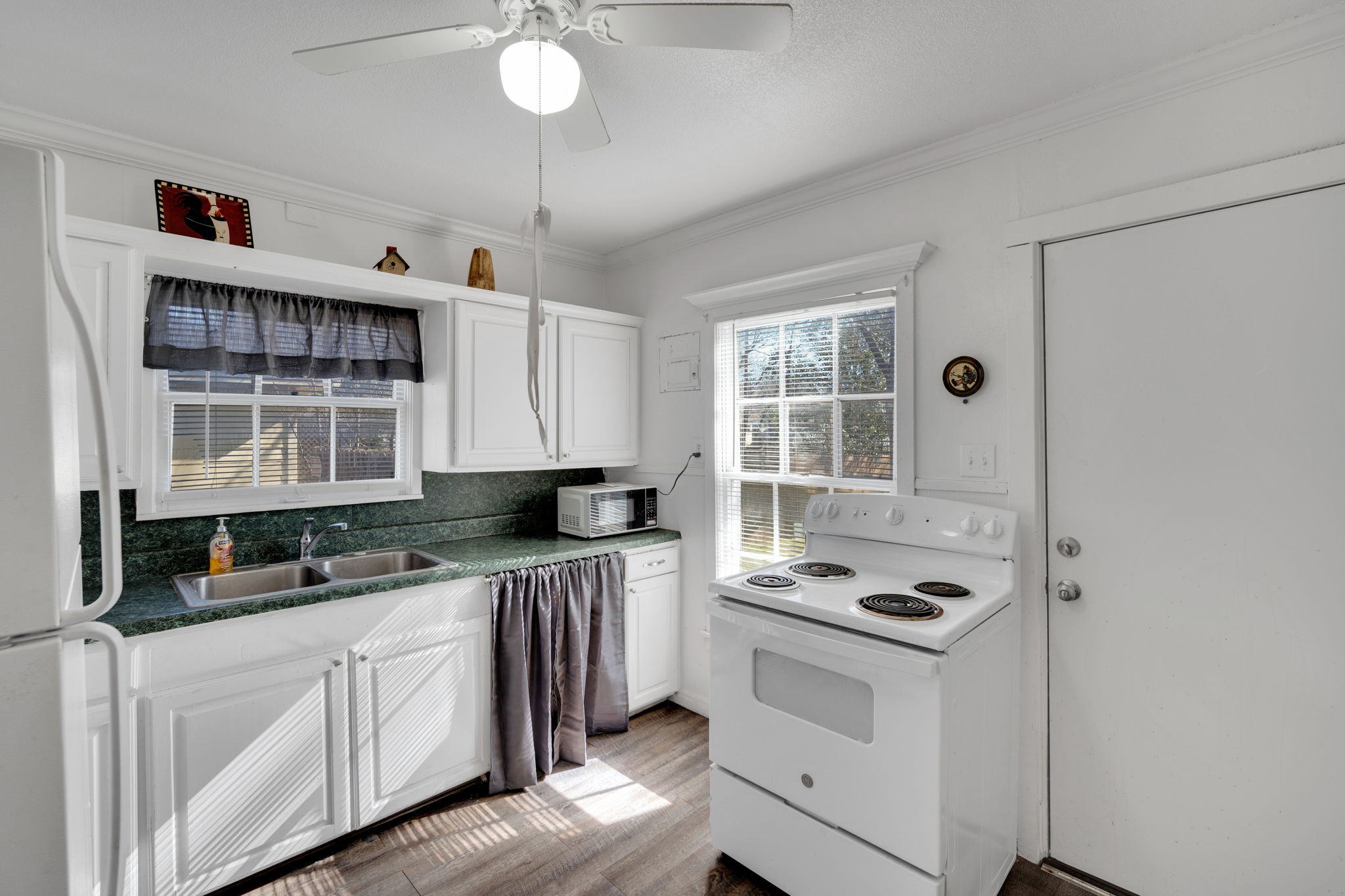608 Highland Avenue Waxahachie TX 75165