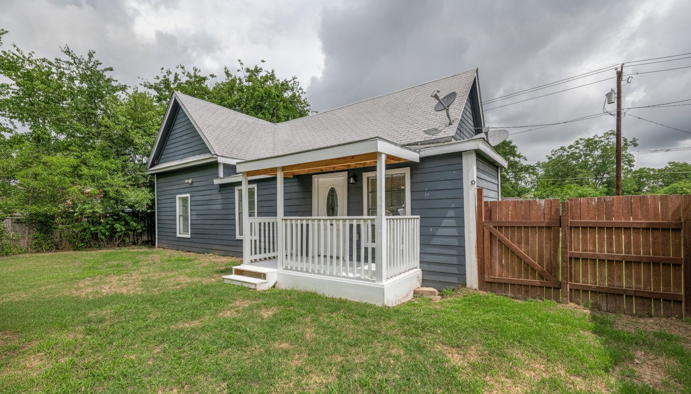 806 E Brin Street Terrell TX 75160