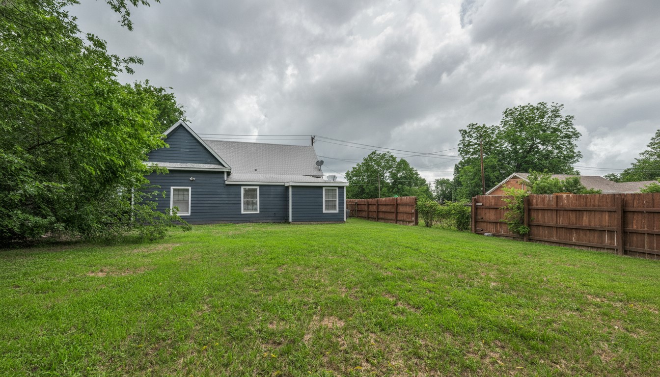 806 E Brin Street Terrell TX 75160