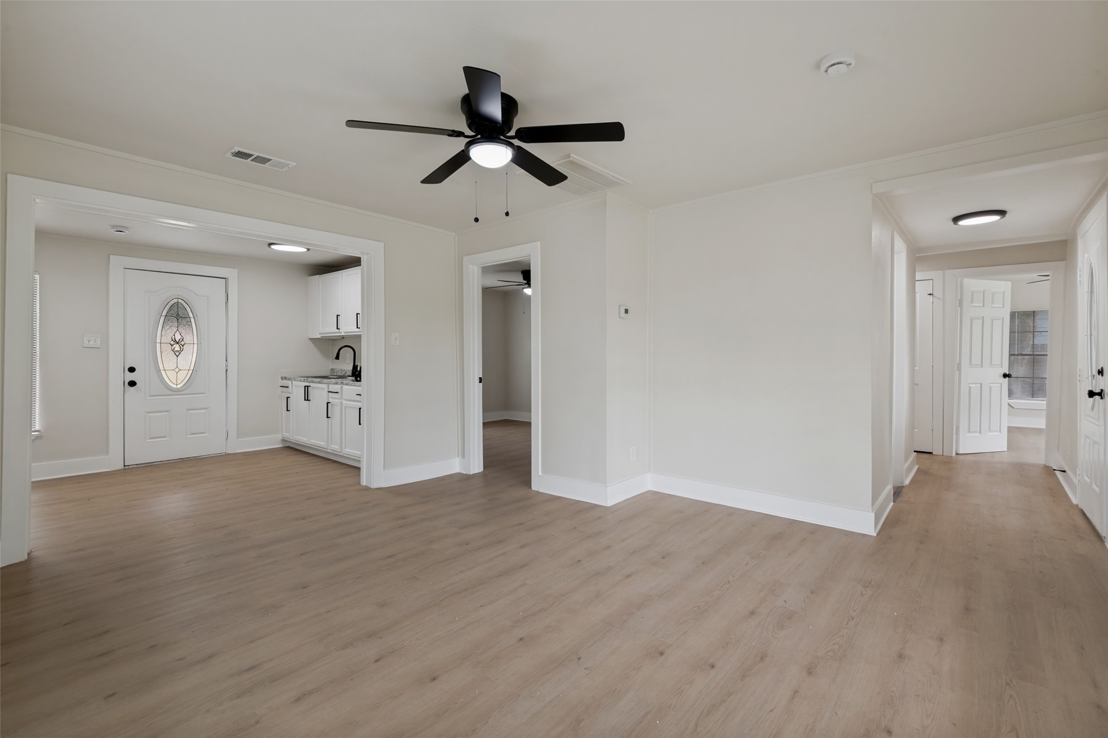 806 E Brin Street Terrell TX 75160